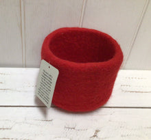 Load image into Gallery viewer, Wool Felt Sorting  Bowl