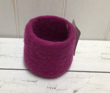 Load image into Gallery viewer, Wool Felt Sorting  Bowl