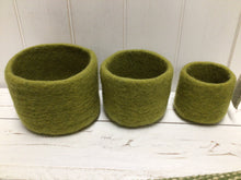 Load image into Gallery viewer, Wool Felt Sorting  Bowl