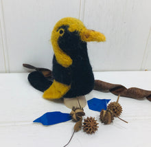 Load image into Gallery viewer, Bird Wool Felt Finger Puppets