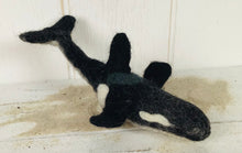 Load image into Gallery viewer, Sea and Water Animal Wool Felt Finger Puppets