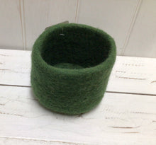 Load image into Gallery viewer, Wool Felt Sorting  Bowl