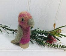 Load image into Gallery viewer, Bird Wool Felt Finger Puppets