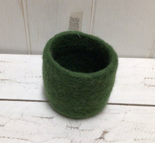 Load image into Gallery viewer, Wool Felt Sorting  Bowl