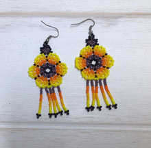 Load image into Gallery viewer, Huichol Flower Earrings