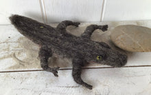 Load image into Gallery viewer, Sea and Water Animal Wool Felt Finger Puppets