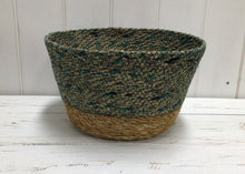 Load image into Gallery viewer, Sari and Hogla Leaf Basket