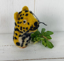 Load image into Gallery viewer, Land Animal Wool Felt Finger Puppets