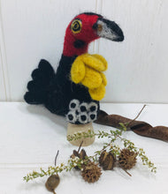 Load image into Gallery viewer, Bird Wool Felt Finger Puppets