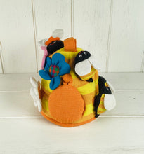 Load image into Gallery viewer, Play and Learn Bee Hive