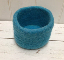 Load image into Gallery viewer, Wool Felt Sorting  Bowl