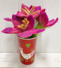 Load image into Gallery viewer, Single Stem Wool Felt Flower