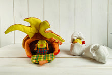 Load image into Gallery viewer, Chicken Life Cycle Set