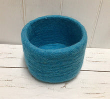 Load image into Gallery viewer, Wool Felt Sorting  Bowl