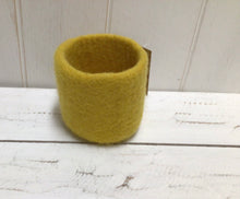 Load image into Gallery viewer, Wool Felt Sorting  Bowl