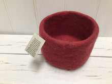 Load image into Gallery viewer, Wool Felt Sorting  Bowl