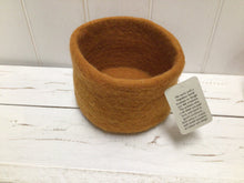 Load image into Gallery viewer, Wool Felt Sorting  Bowl