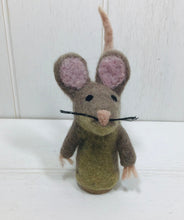Load image into Gallery viewer, Land Animal Wool Felt Finger Puppets