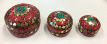 Load image into Gallery viewer, Round Stone Trinket Box