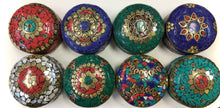 Load image into Gallery viewer, Round Stone Trinket Box