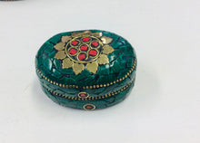 Load image into Gallery viewer, Oval Stone Trinket Box