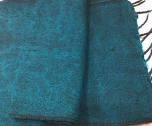 Load image into Gallery viewer, Wool Plain Scarf