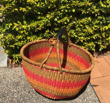 Load image into Gallery viewer, Large Bolga Basket