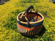 Load image into Gallery viewer, Medium Bolga basket