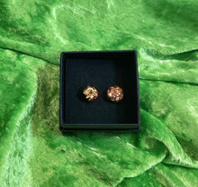 Load image into Gallery viewer, Dichroic Stud Nev Earrings
