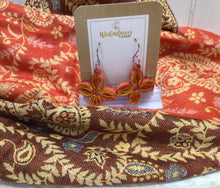 Load image into Gallery viewer, Wisdom Quilled Earrings