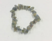 Load image into Gallery viewer, Stone Chip Bracelet