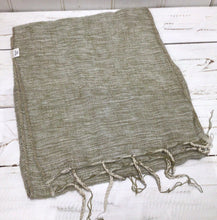 Load image into Gallery viewer, Wool Plain Scarf