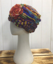 Load image into Gallery viewer, Wool Cable Knit Flower Beanie
