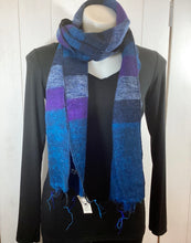 Load image into Gallery viewer, Wool Mix Stripe Scarf