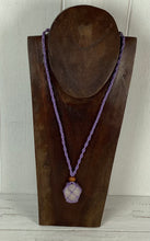 Load image into Gallery viewer, Macrame Stone Holder Necklace