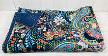 Load image into Gallery viewer, Cotton Light Quilt/Throw-KingSize
