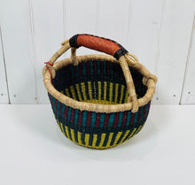 Load image into Gallery viewer, Small Round Bolga Basket
