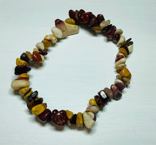 Load image into Gallery viewer, Stone Chip Bracelet