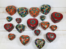 Load image into Gallery viewer, Heart Stone Chip Trinket Box