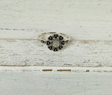 Load image into Gallery viewer, Daisy Sterling Silver Ring

