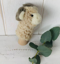 Load image into Gallery viewer, Land Animal Wool Felt Finger Puppets