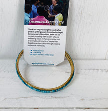 Load image into Gallery viewer, Metal Resin  Bangle