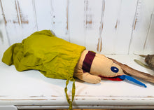 Load image into Gallery viewer, Blue Tongue Lizard Hand Puppet