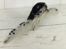 Load image into Gallery viewer, Sea and Water Animal Wool Felt Finger Puppets