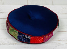 Load image into Gallery viewer, Singing Bowl Round cushion