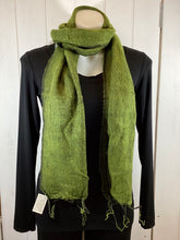 Load image into Gallery viewer, Wool Plain Scarf