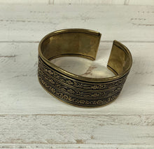 Load image into Gallery viewer, Brass Cuff Bangle
