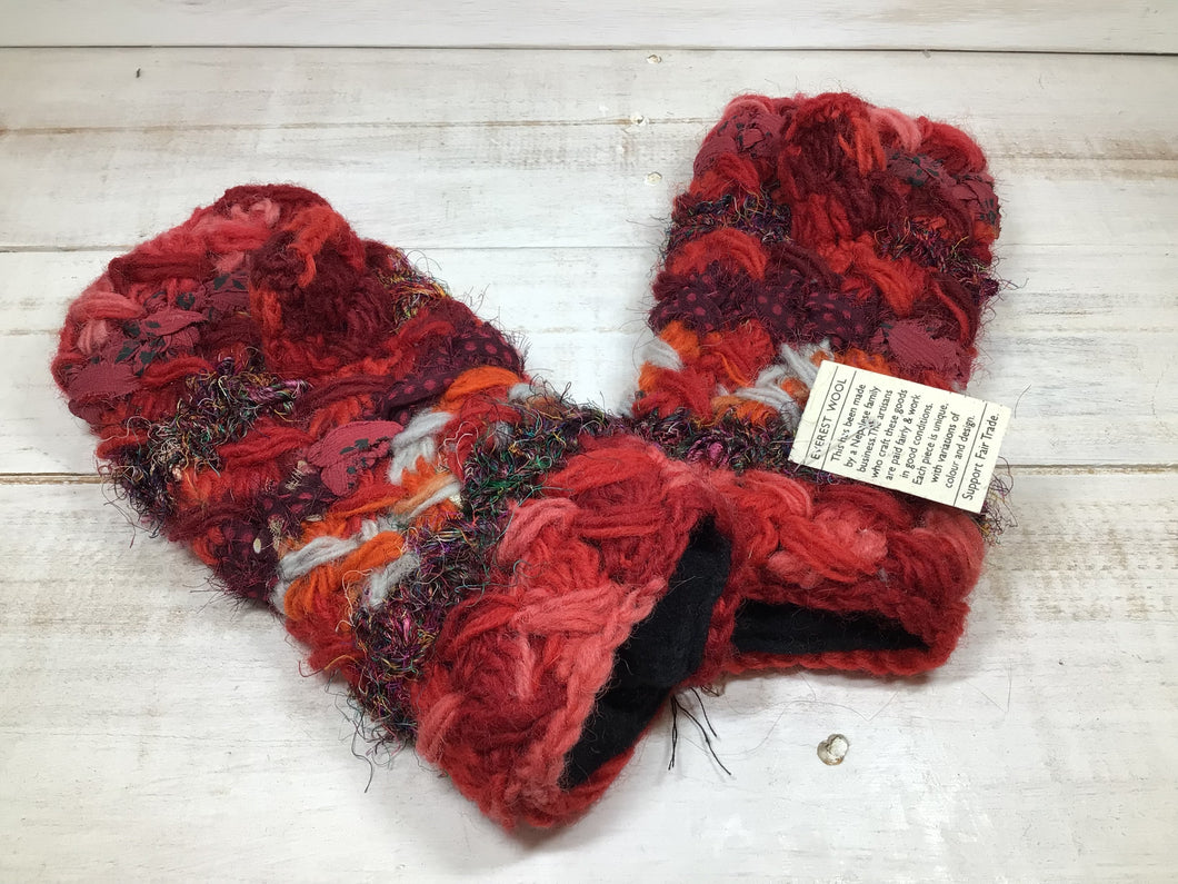 Fancy hand warmers with silk yarn mixed