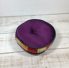 Load image into Gallery viewer, Singing Bowl Round cushion