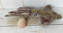 Load image into Gallery viewer, Sea and Water Animal Wool Felt Finger Puppets
